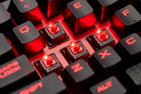 Klávesnice Corsair K63, Cherry MX Red, US černá

 obrázek produktu 7 z 10