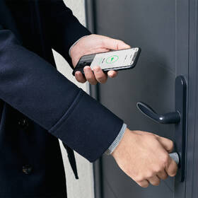 Zámek Netatmo Doorlock Smart, zámek a klíče černý/stříbrný

 obrázek produktu 4 z 7