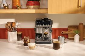 Pákový kávovar Ninja ES301EU Luxe Café MINI černý/stříbrný

 obrázek produktu 14 z 15