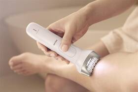 Epilátor Philips BRE750/00 bílý

 obrázek produktu 11 z 18