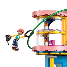 Stavebnice LEGO® Friends 42689 Klubovna pro kamarády v městečku Heartlake 

 obrázek produktu 2 z 8