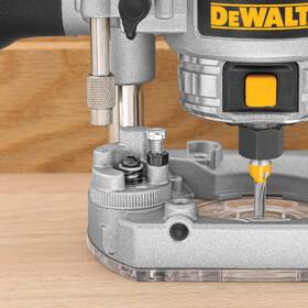 Frézka horní Dewalt D26203 900 W 

 obrázek produktu 3 z 3