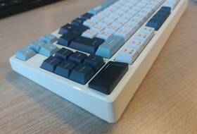 Klávesnice MSI FORGE GK600 TKL Wireless, CZ/SK šedá

 obrázek produktu 8 z 8