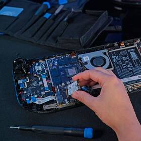 Sada pro opravu elektroniky iFixit Game Console Toolkit IF145-895-1 

 obrázek produktu 8 z 8