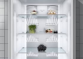 Chladnička s mrazničkou Electrolux LNT7ME34K1 černá

 obrázek produktu 12 z 14