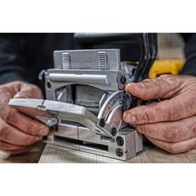 Lamelovací fréza Dewalt DW682K 

 obrázek produktu 2 z 8