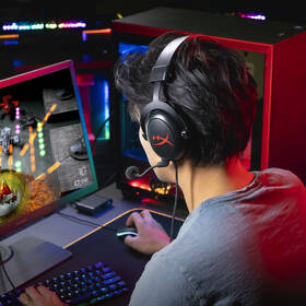 Headset HyperX Streamer Starter Pack (Cloud Core + SoloCast) černý

 obrázek produktu 8 z 10
