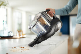Tyčový vysavač Philips XC8349/01 černý

 obrázek produktu 10 z 14