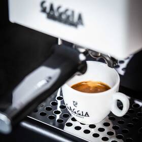 Pákový kávovar Gaggia E24 bílý

 obrázek produktu 5 z 5