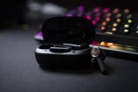 Sluchátka JBL Quantum TWS černá

 obrázek produktu 11 z 15