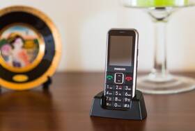 Mobilní telefon MaxCom Comfort MM730 černý

 obrázek produktu 4 z 4