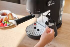 Espresso Sencor SES 4700BK 

 obrázek produktu 12 z 15