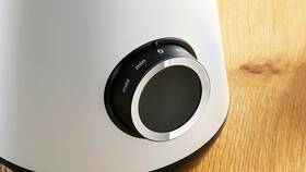Stolní mixér Bosch MMB6141W bílý

 obrázek produktu 4 z 7