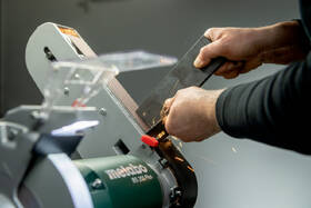 Kombinovaná bruska Metabo BS 200 Plus 604220000 

 obrázek produktu 4 z 4