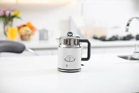 Rychlovarná konvice RUSSELL HOBBS 21674-70 bílá

 obrázek produktu 6 z 6