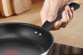 Pánev Tefal B8180255, 20 cm nerez

 obrázek produktu 4 z 5