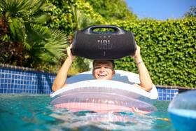 Přenosný reproduktor JBL Boombox 4 černý

 obrázek produktu 9 z 11