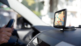 Navigační systém GPS Tomtom START 42 Regional CEE černá

 obrázek produktu 11 z 11