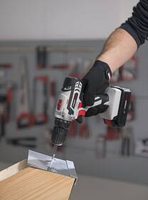 Vrtací šroubovák POWERPLUS POWC1061 (s baterií) 

 obrázek produktu 3 z 12