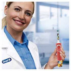 Zubní kartáček Oral-B Mickey 

 obrázek produktu 5 z 6