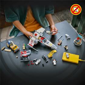 Stavebnice LEGO® Star Wars™ 75423 SMART Play™: Luke a jeho stíhačka Red Five X-Wing™ 

 obrázek produktu 6 z 8