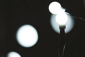 Vánoční osvětlení EMOS 80 LED, 8m, řetěz (kulička), studená bílá, časovač, i venkovní použití 

 obrázek produktu 10 z 18