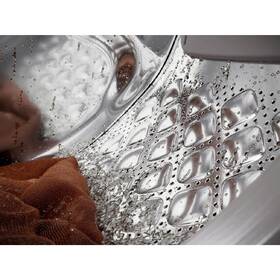 Pračka Electrolux EW8F4414GUC bílá barva
