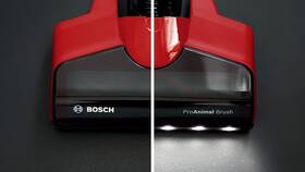 Tyčový vysavač Bosch BBS711ANM červená barva
