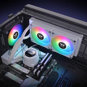 Vodní chladič Thermaltake TH240 V2 Ultra ARGB bílý

 obrázek produktu 5 z 6
