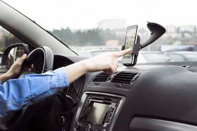 Držák na mobil GoGEN univerzální černý

 obrázek produktu 4 z 5