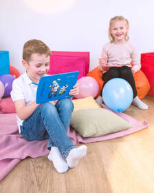 Kreslící tabulka GoGEN BOB A BOBEK TABULKA modrá

 obrázek produktu 3 z 5