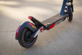 Elektrická koloběžka Aprilia eSR2 EVO 

 obrázek produktu 11 z 18