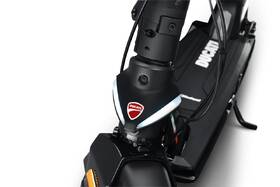 Elektrická koloběžka Ducati PRO-III 

 obrázek produktu 6 z 10