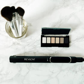 Žehlička na vlasy Revlon Salon Straight Copper Smooth Styler RVST2175E 

 obrázek produktu 12 z 12