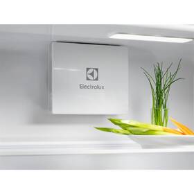 Chladnička s mrazničkou Electrolux LND5FE18S bílá

 obrázek produktu 5 z 8