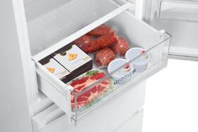 Chladnička s mrazničkou Haier HTR3619ENPW bílá

 obrázek produktu 8 z 12