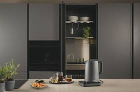 Rychlovarná konvice Haier HKE7W 011 černá barva
