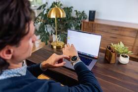 Chytré hodinky Amazfit Balance šedé

 obrázek produktu 6 z 6