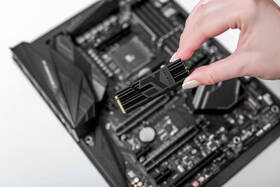 SSD Goodram IRDM PRO 2TB NVMe 
