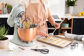 Kuchyňský robot KitchenAid 5KSM180LEELB 

 obrázek produktu 17 z 18
