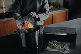 Vakuovačka Electrolux E6VS1-6AG šedá

 obrázek produktu 8 z 8