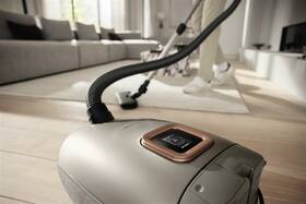 Podlahový vysavač Miele Comfort titanový

 obrázek produktu 5 z 12