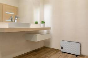 Teplovzdušný konvektor Sencor SCF 2100WH 

 obrázek produktu 10 z 12