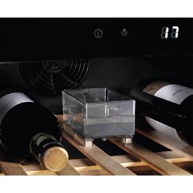 Vinotéka AEG AWUS020B5B černá

 obrázek produktu 4 z 8
