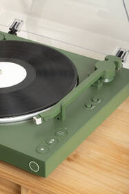 Gramofon Victrola VPT-800 Automatic zelený

 obrázek produktu 10 z 12