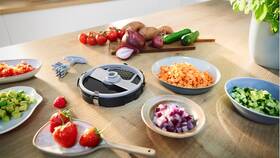Kuchyňský robot Bosch MUM58368 stříbrný

 obrázek produktu 7 z 10