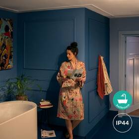 Nástěnné svítidlo Philips Adore White Ambiance nad zrcadlo, 42cm 

 obrázek produktu 3 z 4