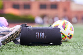 Přenosný reproduktor JBL XTREME 5 černý

 obrázek produktu 7 z 11