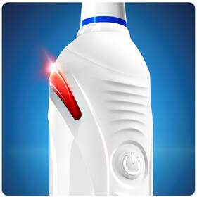 Zubní kartáček Oral-B Smart 4 4100S 

 obrázek produktu 6 z 13