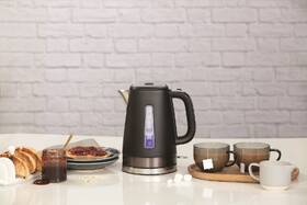 Rychlovarná konvice RUSSELL HOBBS 26140-70 Matte Black černá

 obrázek produktu 8 z 13